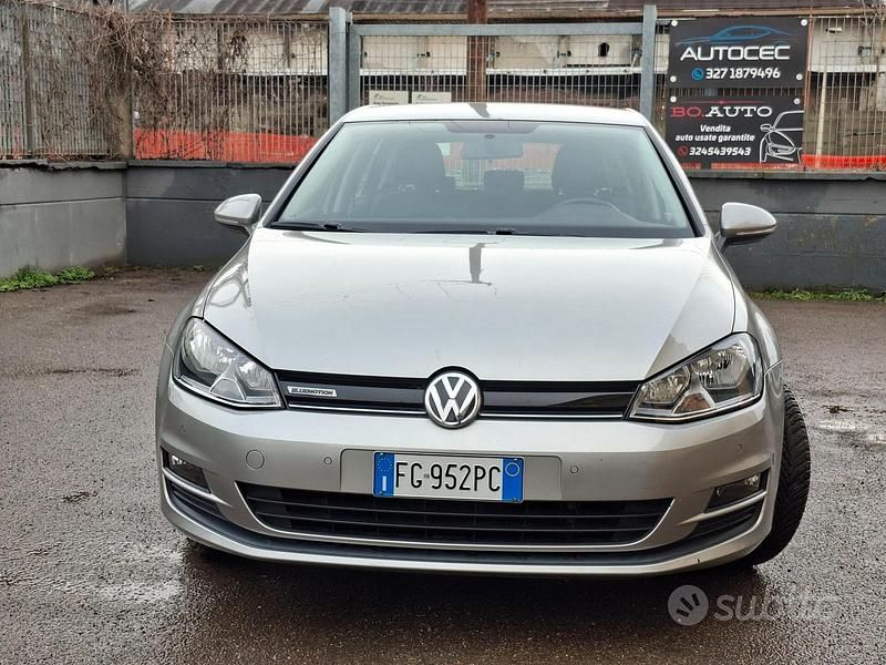 Usata VW Golf Trendline 110 CV (80 kW) 2017 Grigio Berlina