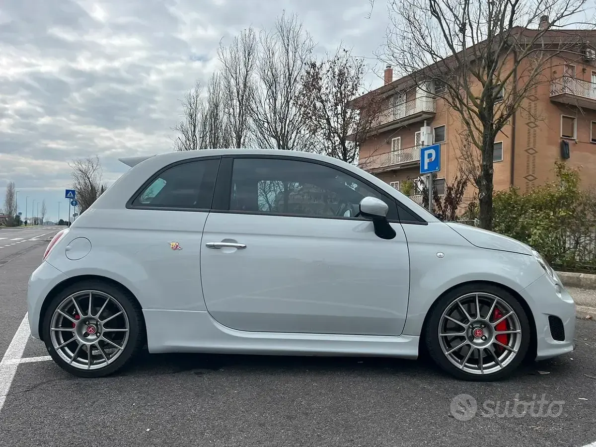 Usata Abarth 500 135 CV (99 kW) 2009 Utilitaria