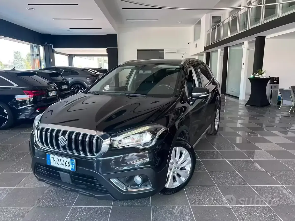 Usata Suzuki SX4 S-Cross 120 CV (88 kW) 2017 Bluazzurro SUV