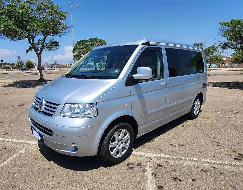 Usata VW California Comfortline 174 CV (127 kW) 2006 Argento Furgone