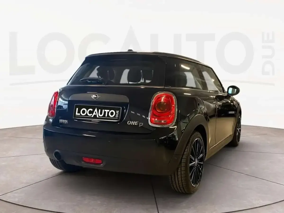 Usata Mini One D Hype 95 CV (69 kW) 2018 Nero Utilitaria
