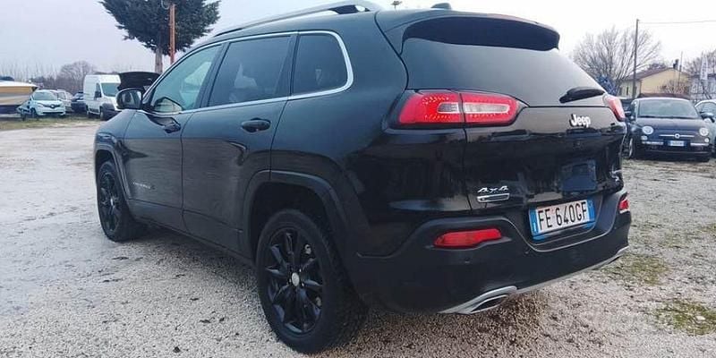 Usata Jeep Cherokee Limited 170 CV (125 kW) 2015 Nero SUV