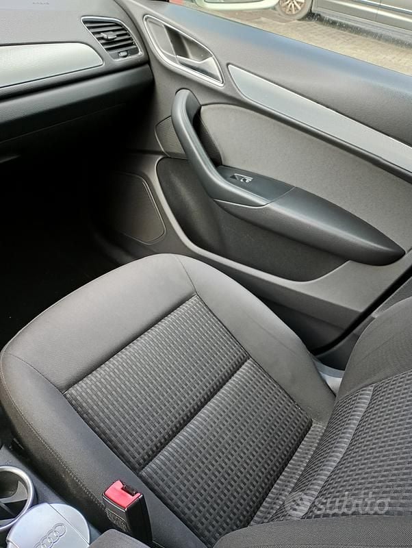 Usata Audi Q3 150 CV (110 kW) 2013 Bianco SUV