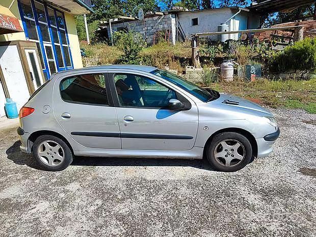 Usata Peugeot 206 2004 Grigio Utilitaria