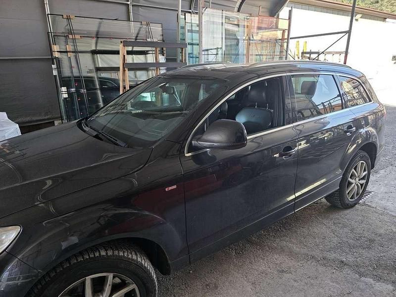 Usata Audi Q7 239 CV (175 kW) 2009 Grigio SUV