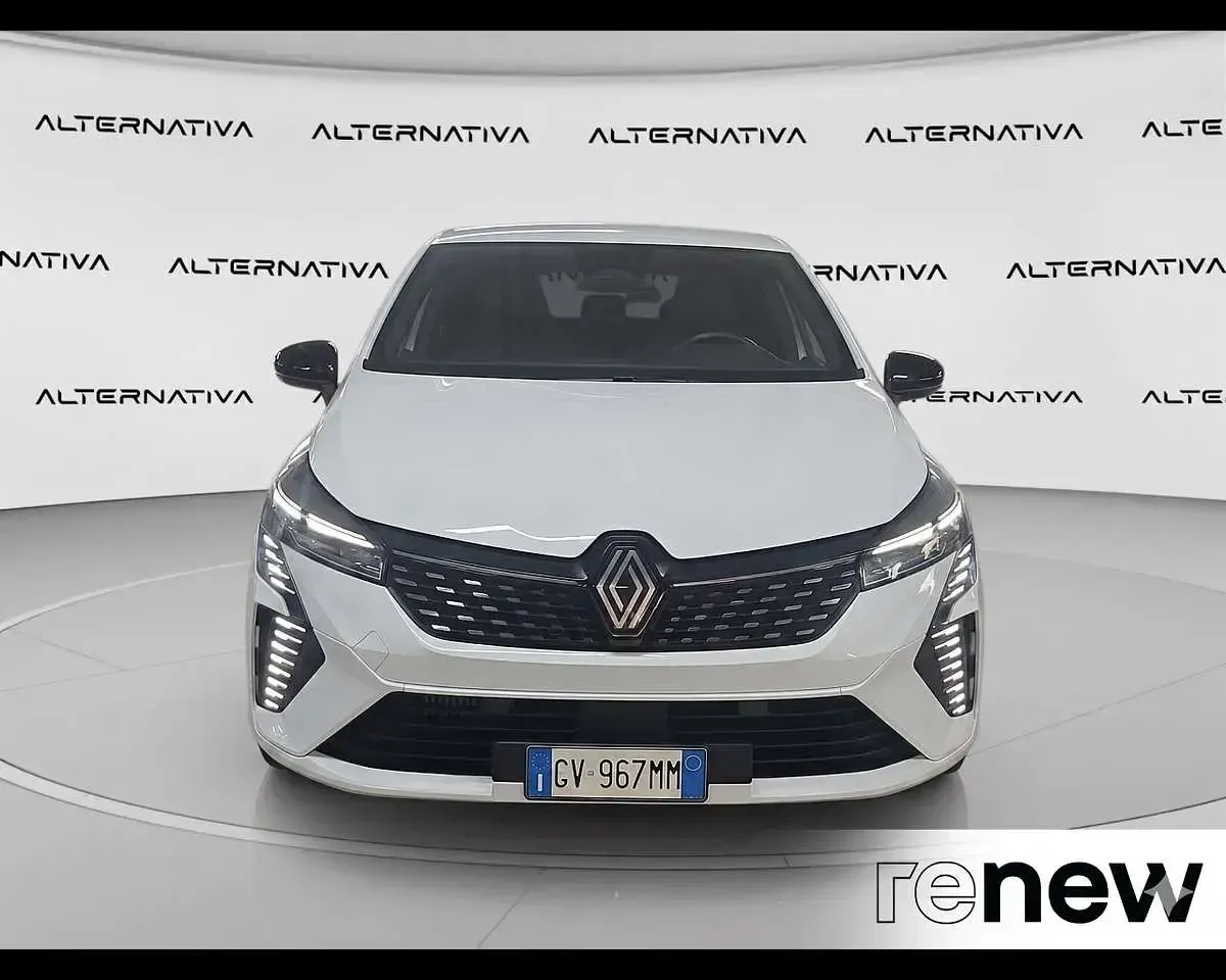 Usata Renault Clio V Techno 91 CV (66 kW) 2024 Bianco ghiaccio Berlina