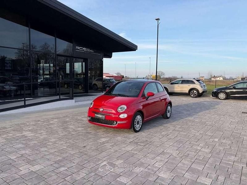 Usata Fiat 500 Dolcevita 69 CV (50 kW) 2024 Rosso Utilitaria