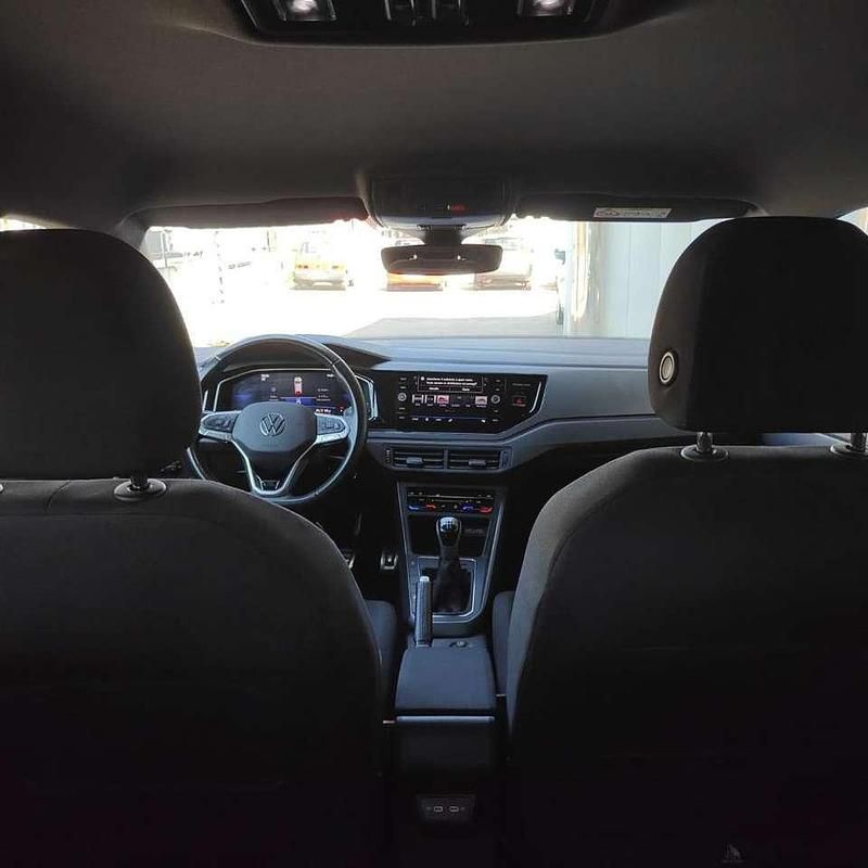 Usata VW Polo R-line 95 CV (69 kW) 2022 Grigio Utilitaria