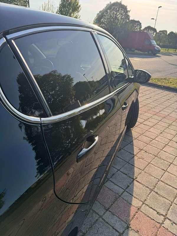 Usata Peugeot 208 Allure 75 CV (55 kW) 2018 Utilitaria
