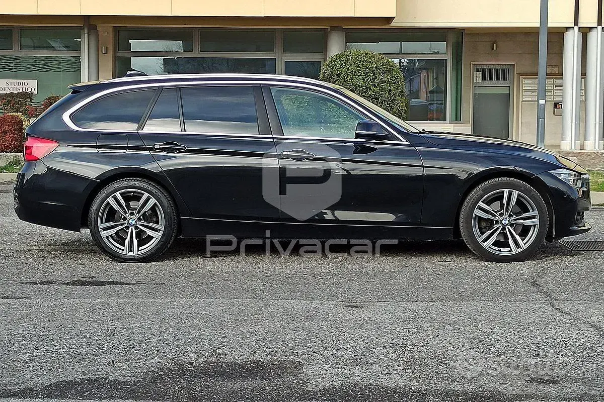 Usata BMW 320 Advantage 190 CV (139 kW) 2018 Nero Station wagon