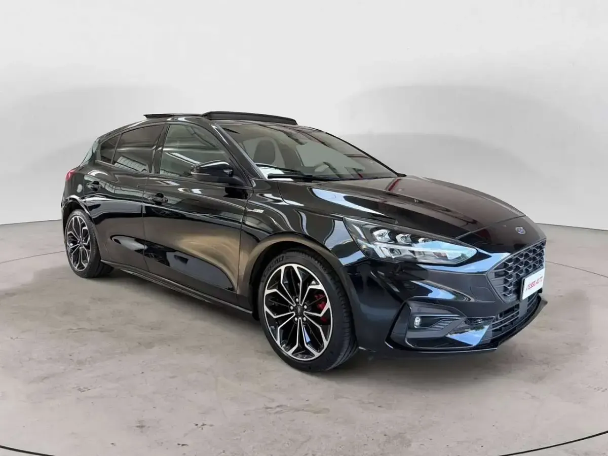 Usata Ford Focus ST-Line 150 CV (110 kW) 2019 Nero Monovolume