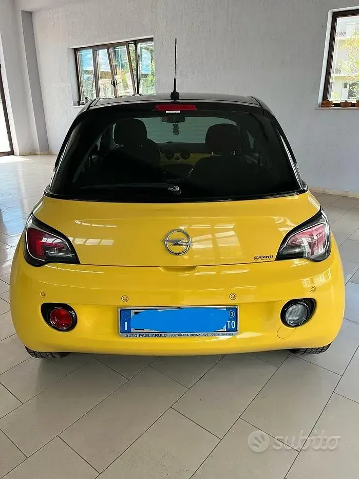 Usata Opel Adam 70 CV (51 kW) 2013 Giallo Utilitaria