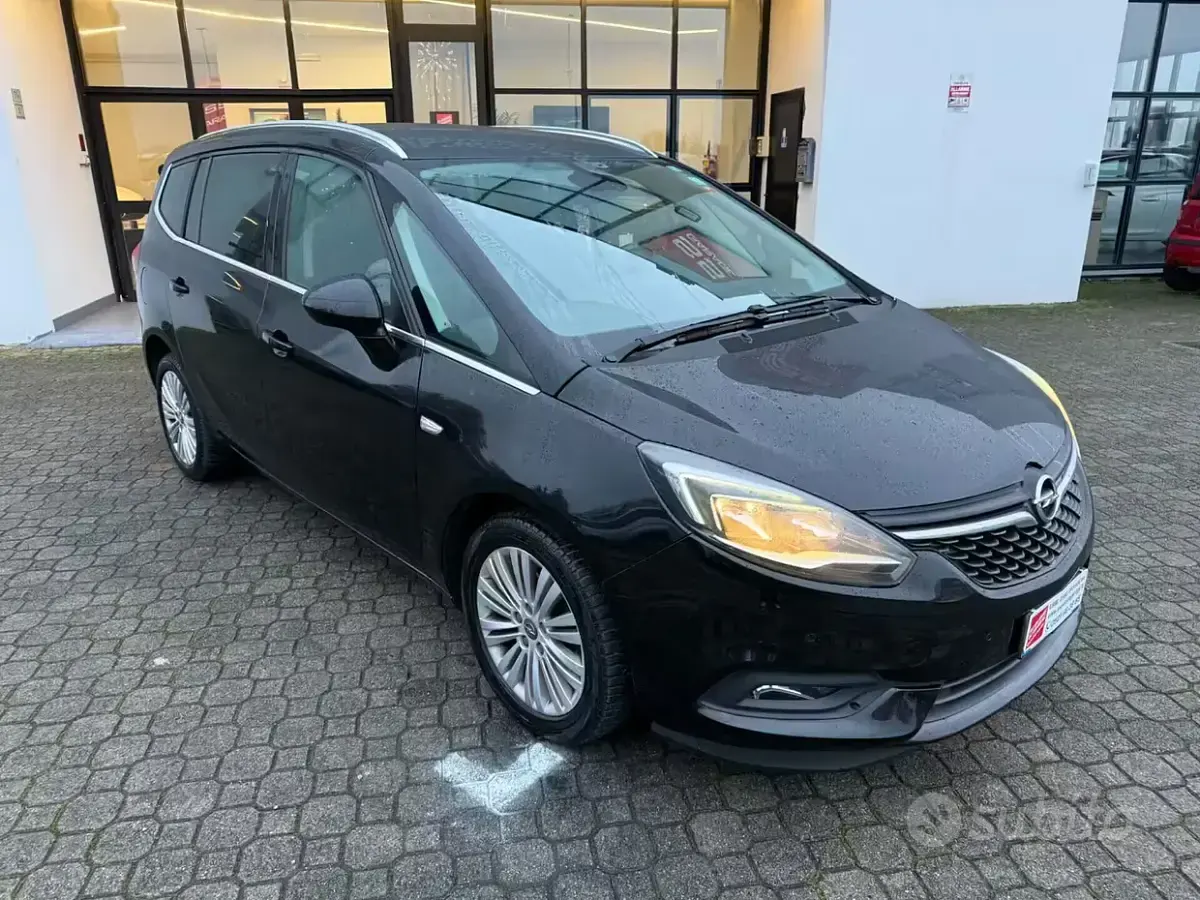 Gebraucht Opel Zafira Innovation 150 PS (110 kW) 2017 Schwarz Van / Kleinbus