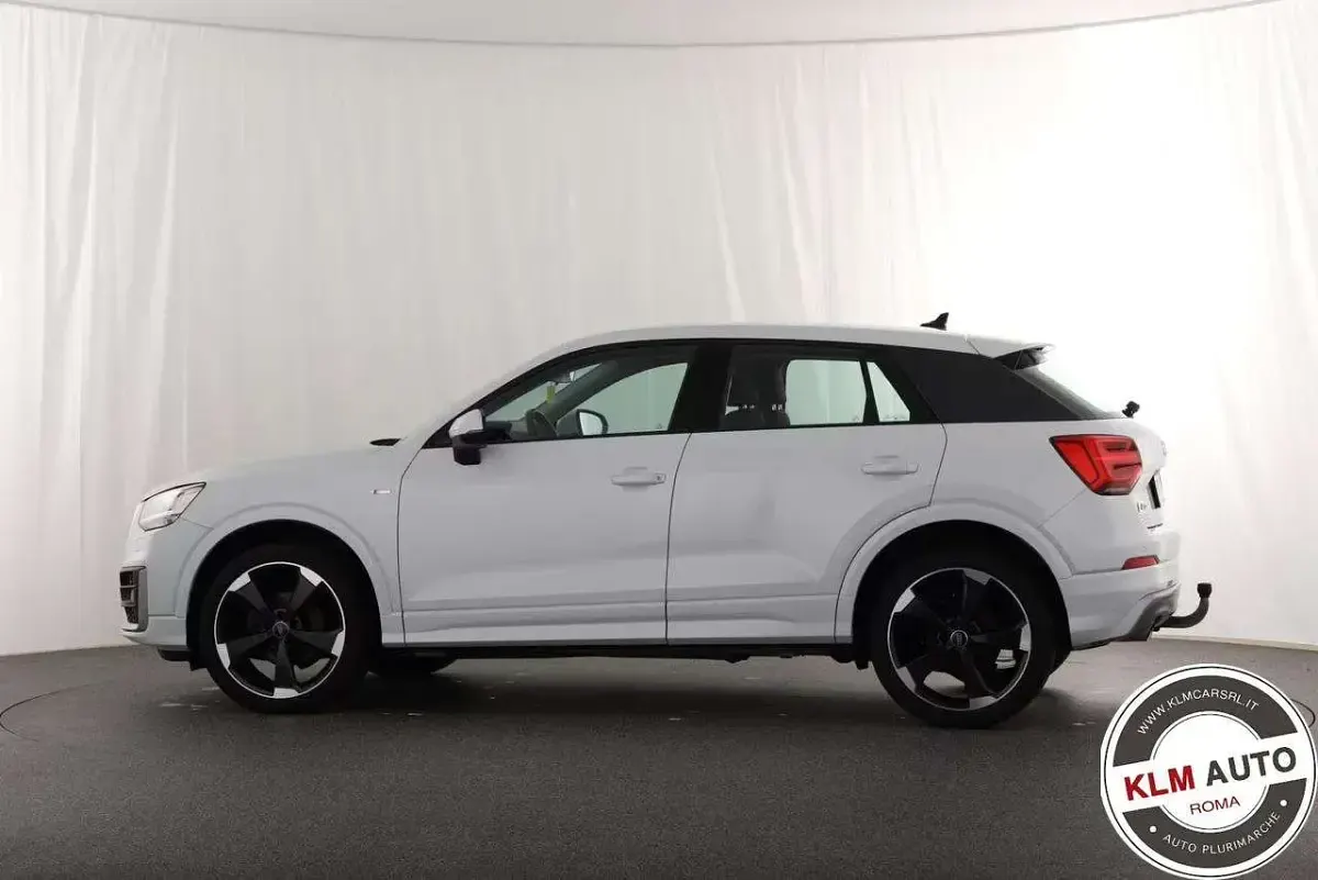 Usata Audi Q2 S-line plus 110 CV (80 kW) 2021 Bianco SUV
