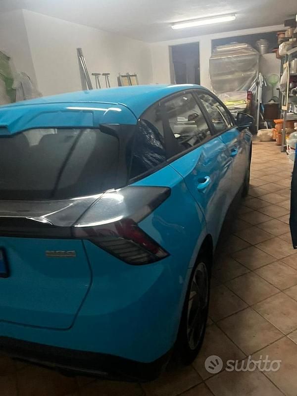 Usata MG MG4 EV 125 kW (170 CV) 2024 Blu Utilitaria