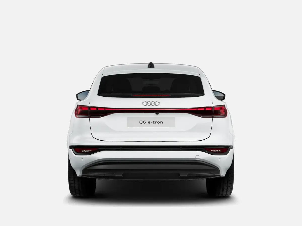 Nuova Audi Q6 Sportback e-tron Advanced 119 kW (163 CV) 2026 Bianco ghiaccio metallizzato SUV