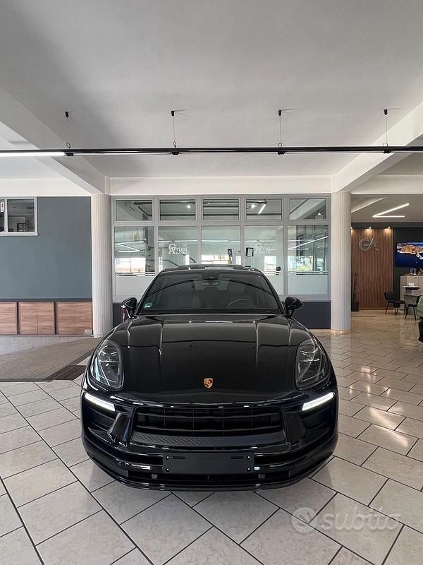 Usata Porsche Macan 265 CV (194 kW) 2023 Nero SUV