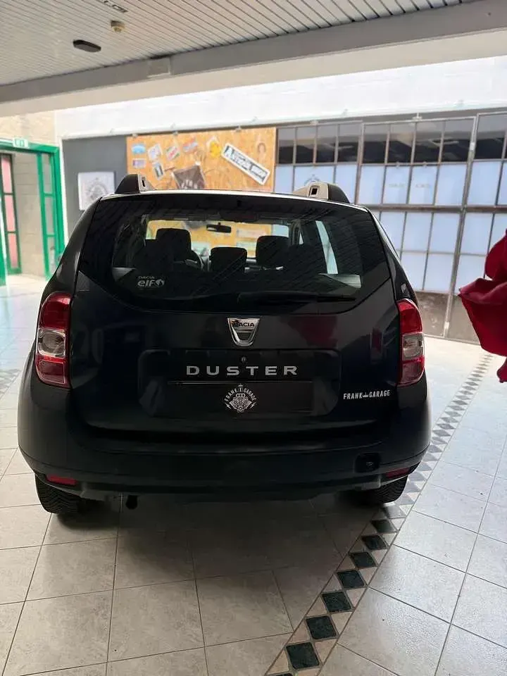Usata Dacia Duster Ambiance 90 CV (66 kW) 2015 Grigio SUV