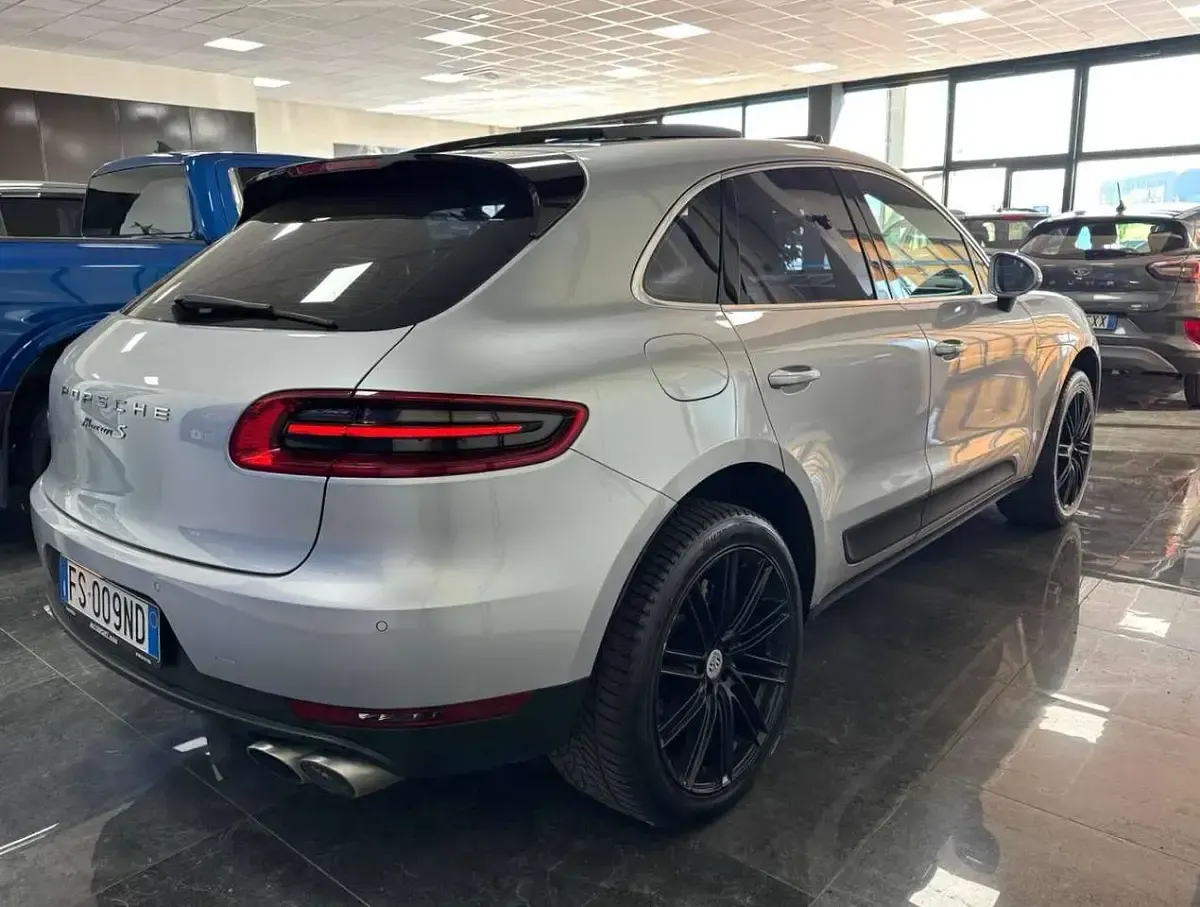 Usata Porsche Macan 250 CV (183 kW) 2016 Rodium silver SUV