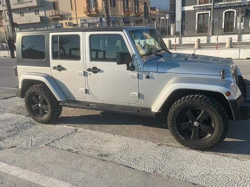 Usata Jeep Wrangler 177 CV (130 kW) 2008 Grigio SUV