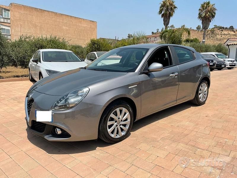 Usata Alfa Romeo Giulietta 120 CV (88 kW) 2017 Bianco Utilitaria