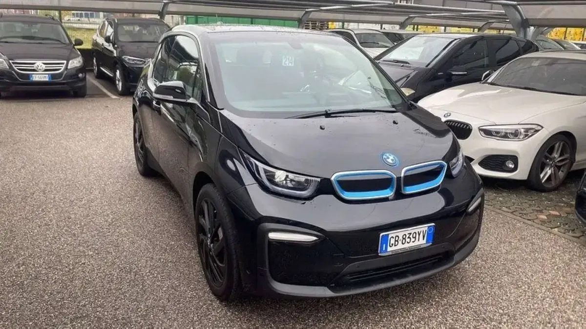 Usata BMW i3 75 kW (102 CV) 2020 Nero Utilitaria