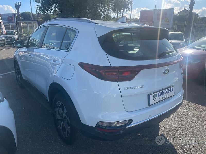 Usata Kia Sportage 116 CV (85 kW) 2021 Bianco SUV