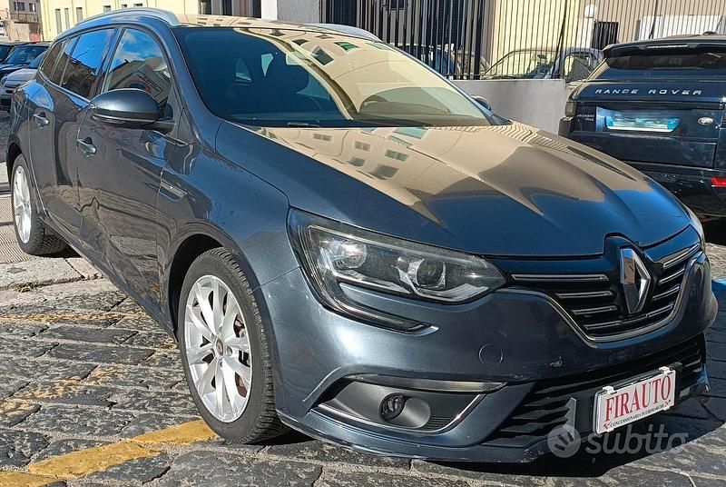 Usata Renault Mégane GrandTour Bose Edition 110 CV (80 kW) 2017 Grigio Station wagon