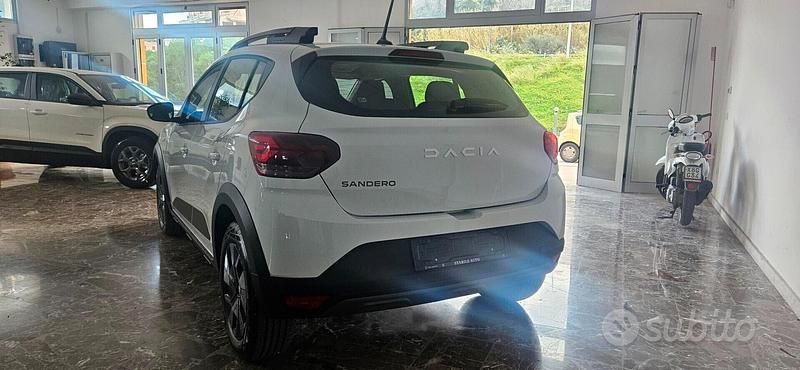 Nuova Dacia Sandero Essentiel 91 CV (66 kW) 2025 Bianco Berlina