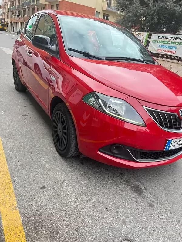 Usata Lancia Ypsilon 69 CV (50 kW) 2021 Utilitaria