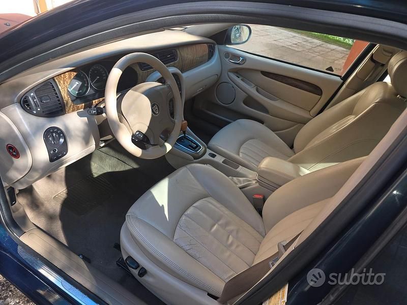 Usata Jaguar X-type 230 CV (169 kW) 2004 Berlina