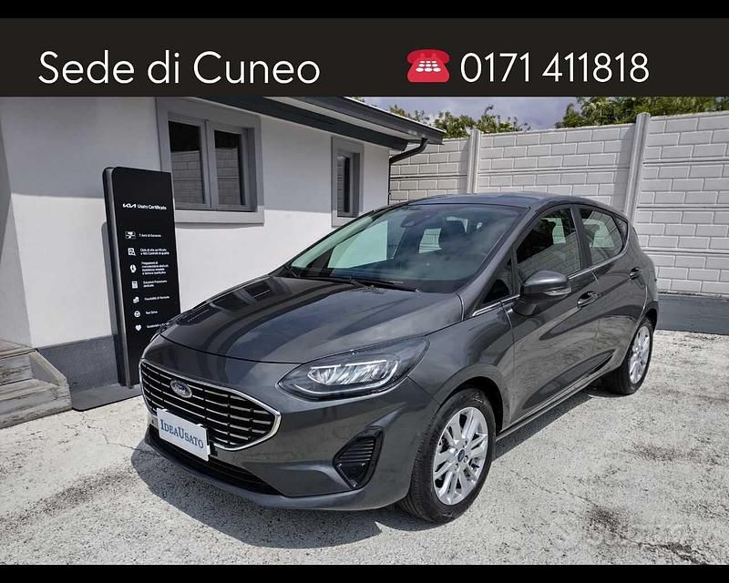 Grigio Usata 2023 Ford Fiesta Titanium Due volumi | 13.500 € (Ottimo prezzo) - Immagine 1/4
