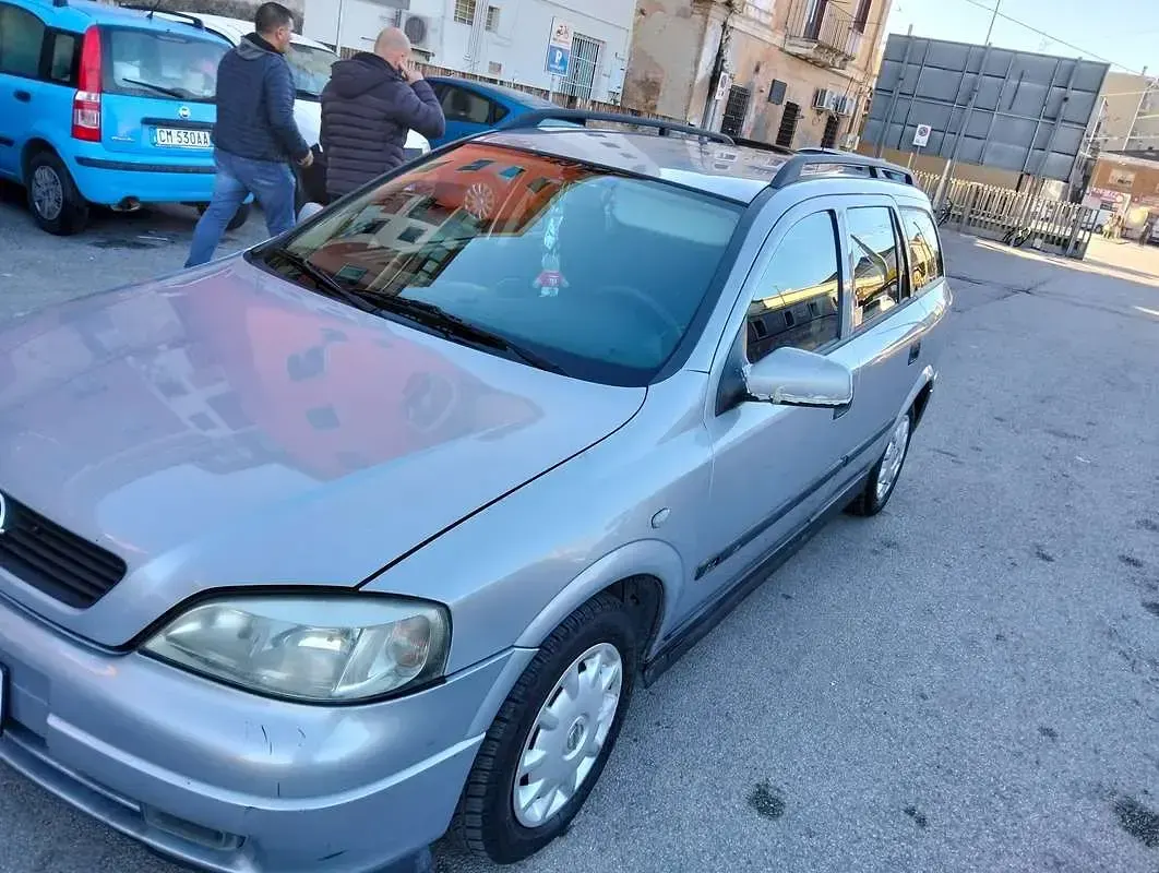 Usata Opel Astra 60 CV (44 kW) 2000 Station wagon