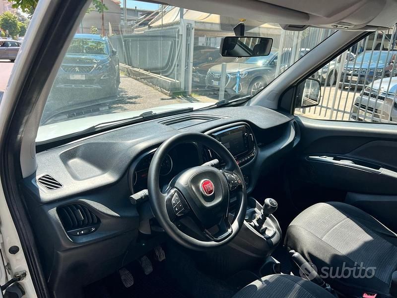 Usata Fiat Doblò Easy 130 CV (95 kW) 2021 Bianco Monovolume