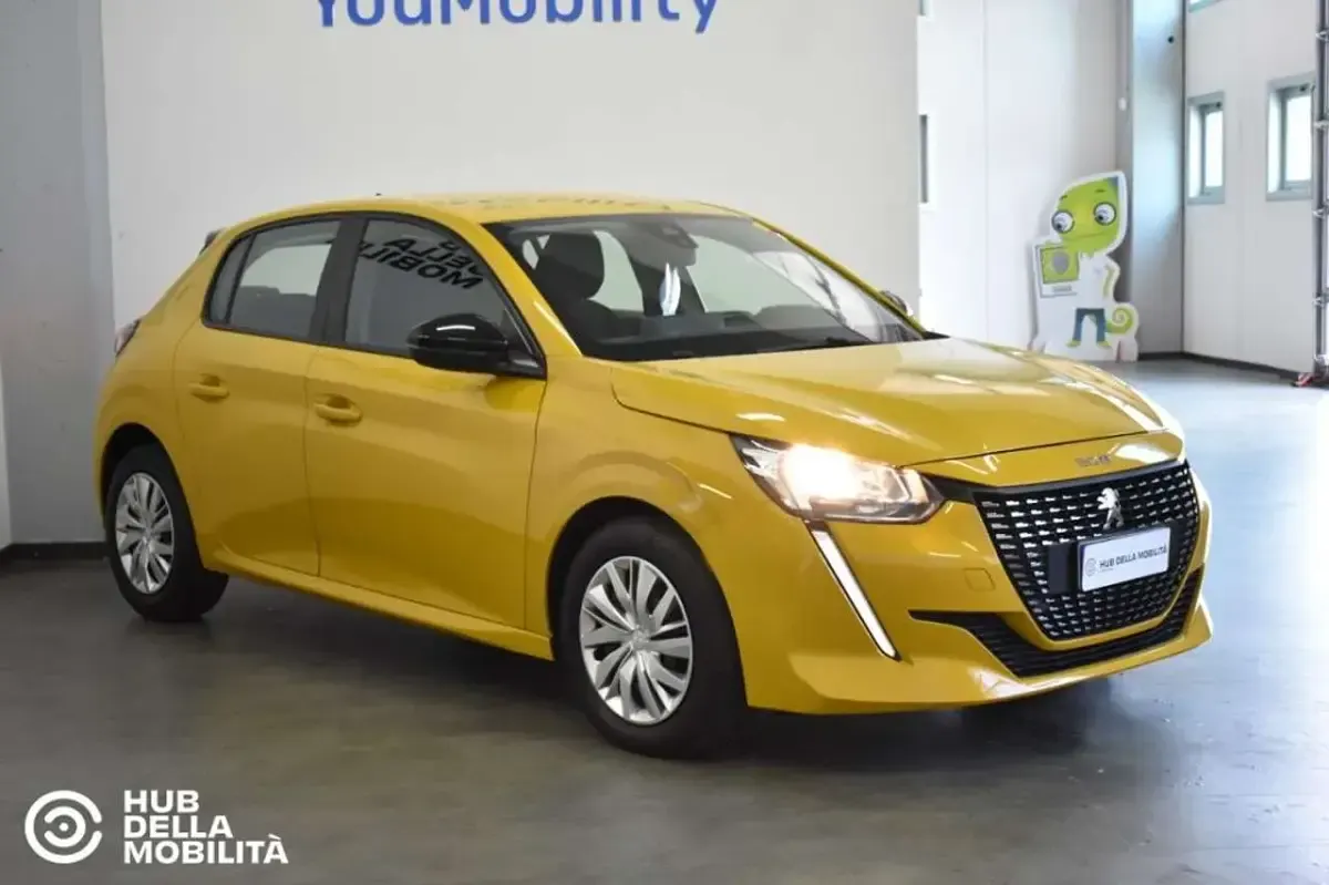 Usata Peugeot 208 Active 75 CV (55 kW) 2023 Giallo Utilitaria