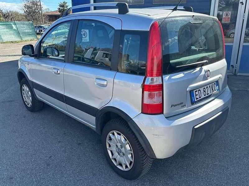 Usata Fiat Panda 4x4 Climbing 69 CV (50 kW) 2011 Other Utilitaria