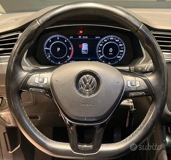 Gebraucht VW Tiguan 150 PS (110 kW) 2018 Grau SUV