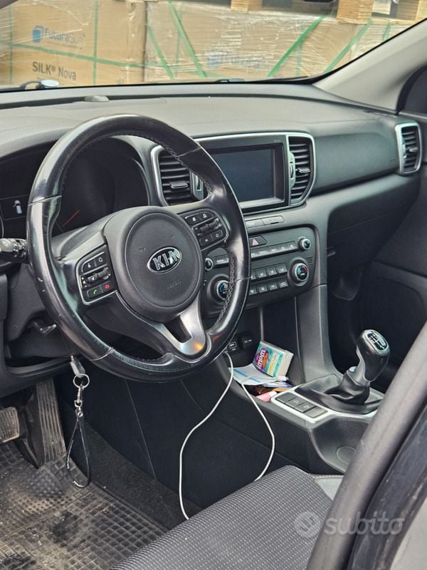 Usata Kia Sportage 116 CV (85 kW) 2018 Nero SUV