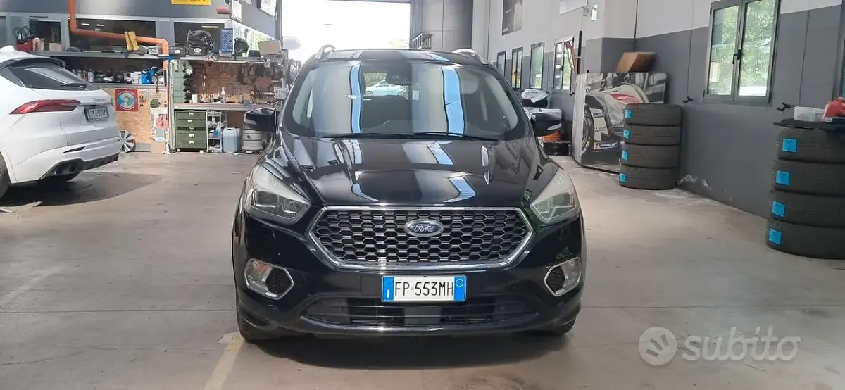 Usata Ford Kuga S 179 CV (131 kW) 2018 Nero SUV