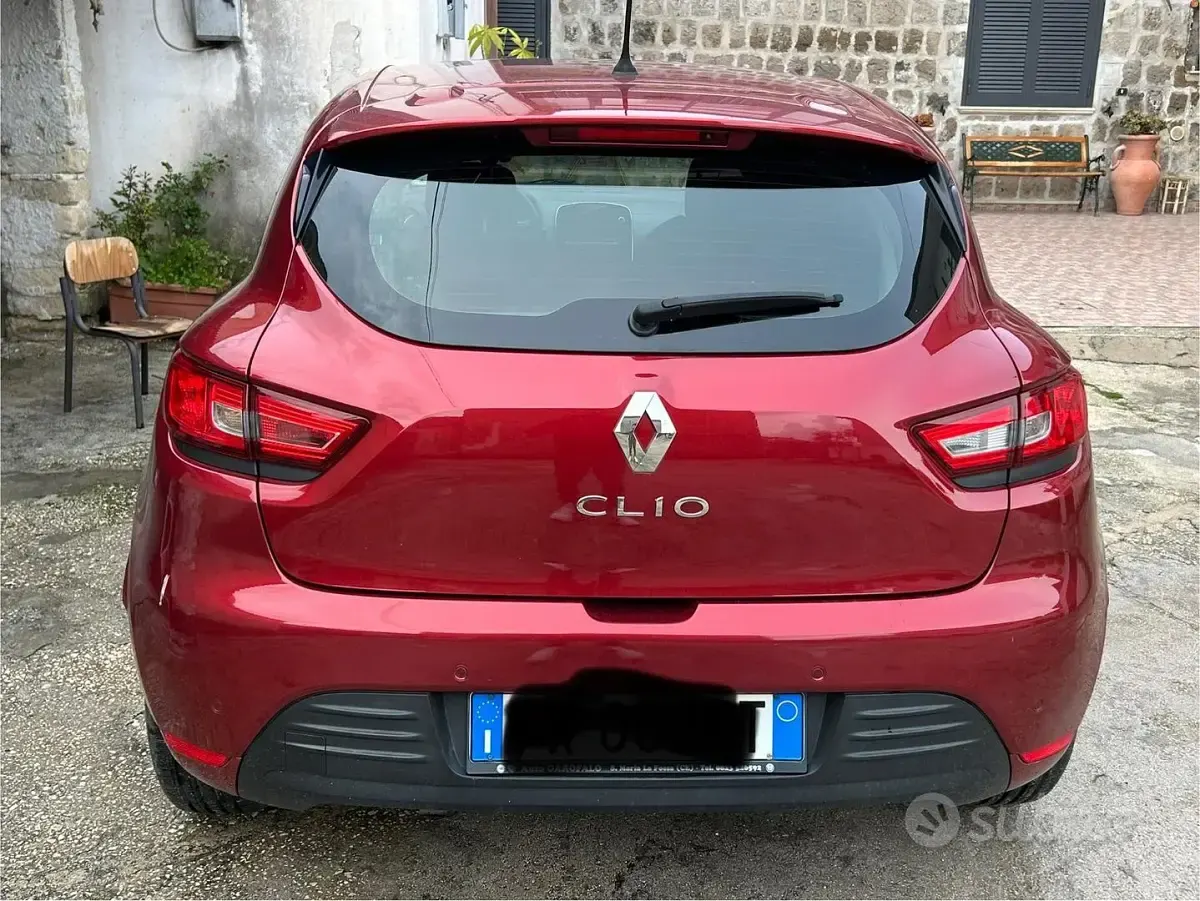 Usata Renault Clio 90 CV (66 kW) 2019 Rosso Utilitaria