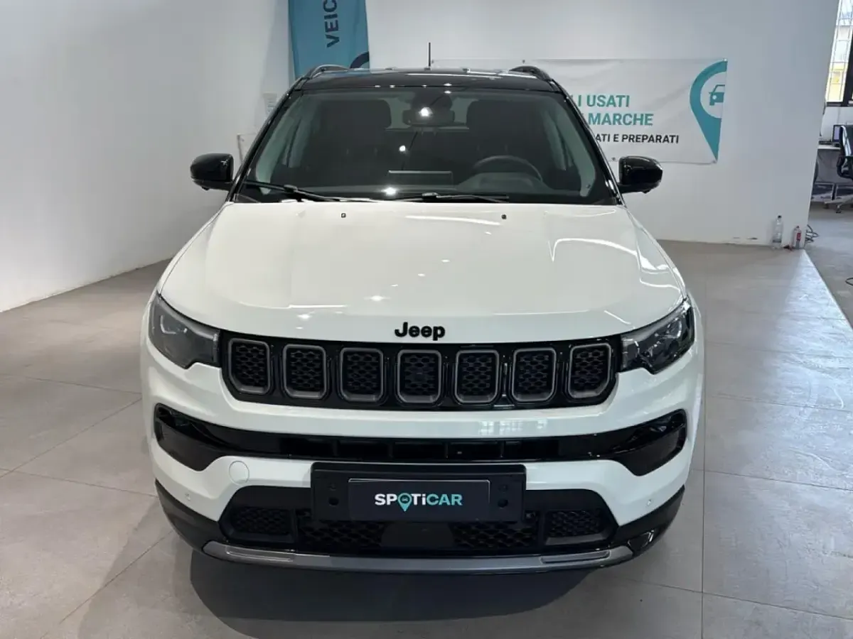 Usata Jeep Compass 131 CV (96 kW) 2023 Bianco SUV