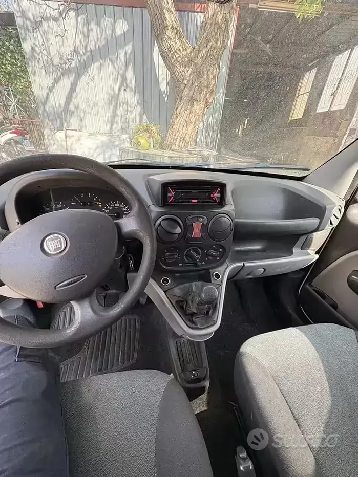 Usata Fiat Doblò 103 CV (75 kW) 2010 Bianco Monovolume
