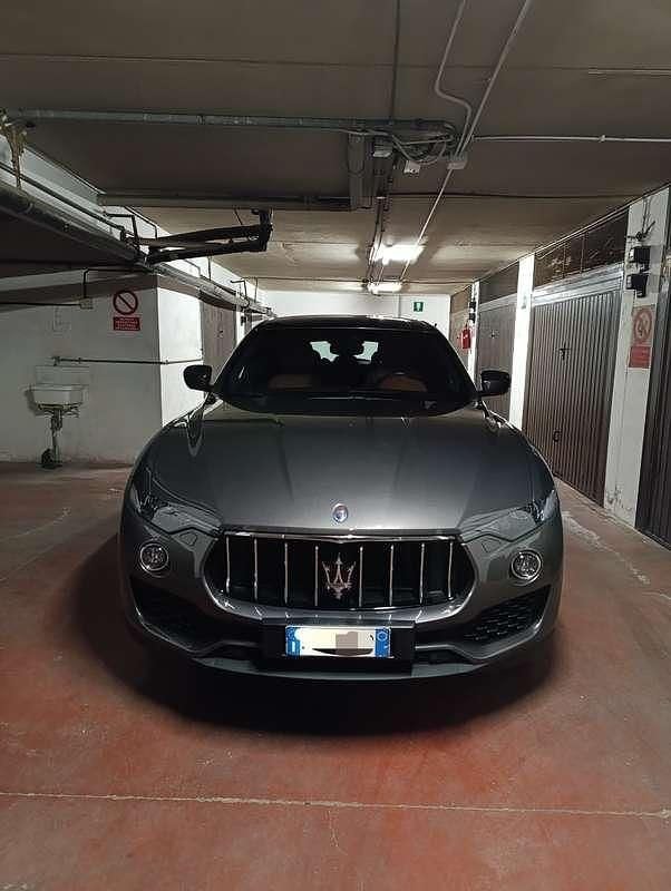 Usata Maserati Levante 275 CV (202 kW) 2017 SUV