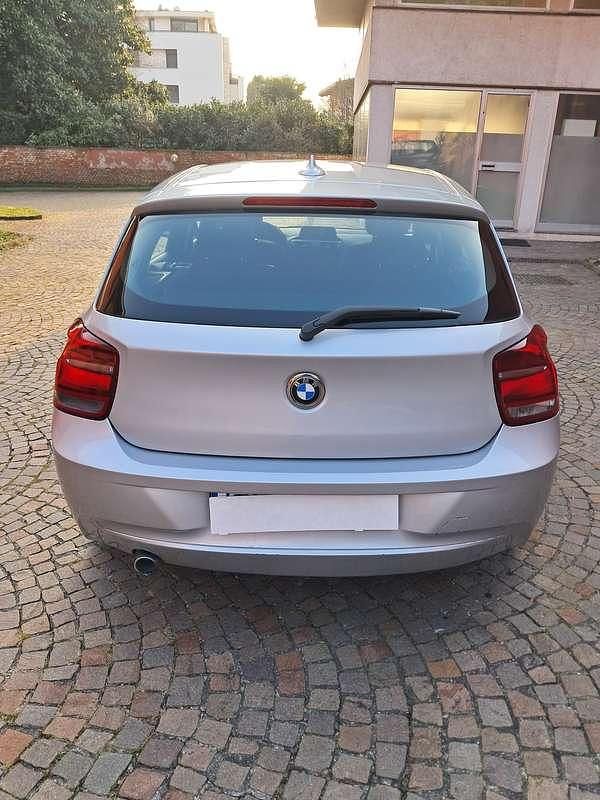 Usata BMW 118 143 CV (105 kW) 2014 Argento Utilitaria
