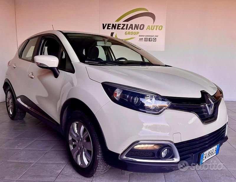 Usata Renault Captur 90 CV (66 kW) 2014 Bianco SUV
