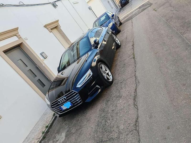 Usata 2018 Audi A5 Business Tre volumi | 23.990 € (Buon prezzo) - Immagine 1/4
