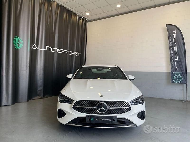 Usata Mercedes CLA180 Advanced 136 CV (100 kW) 2024 Bianco Berlina