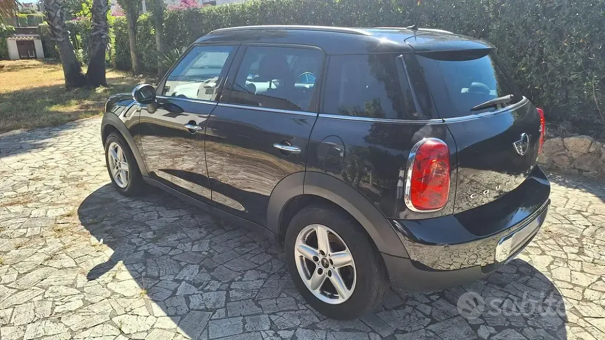Usata Mini Countryman 90 CV (66 kW) 2014 Nero SUV