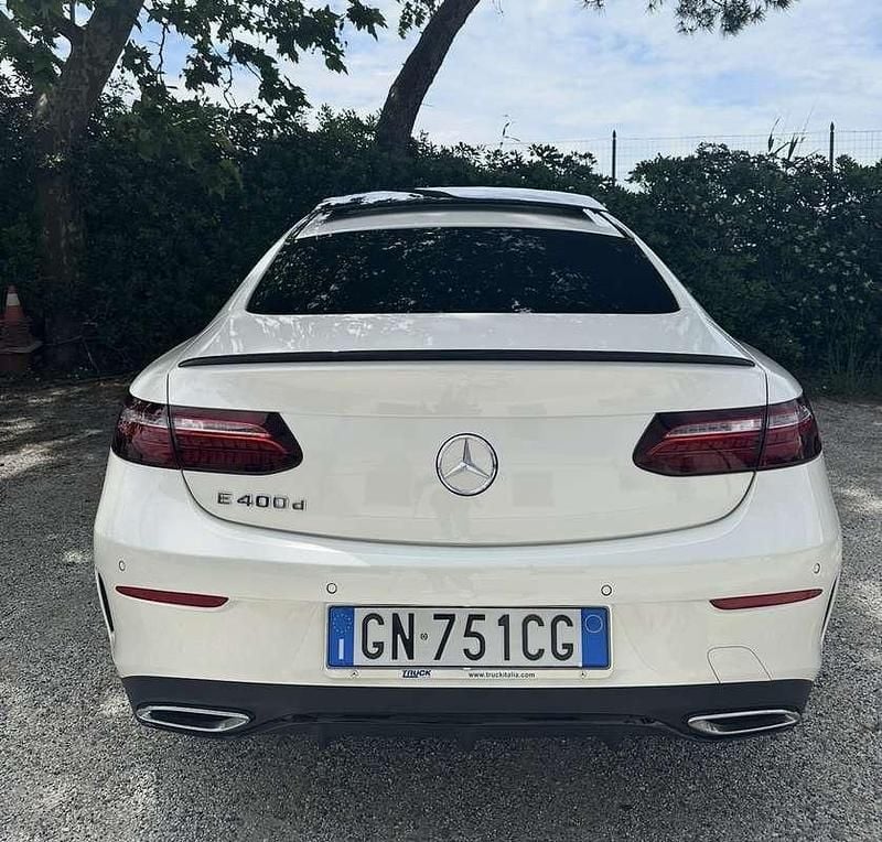 Usata Mercedes E400 Premium Plus 330 CV (242 kW) 2021 Coupé