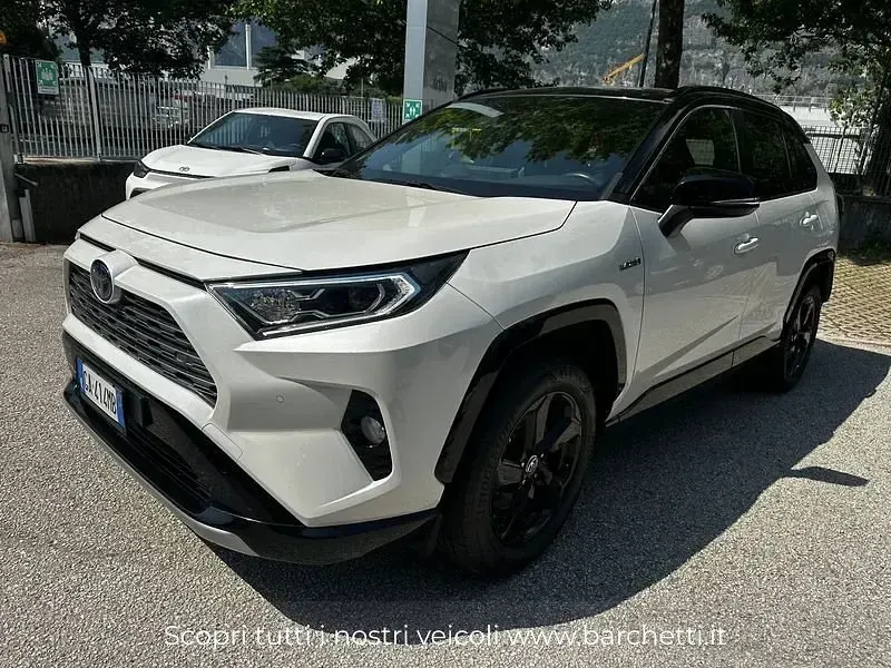 Usata Toyota RAV4 Hybrid Style 222 CV (163 kW) 2020 Bianco SUV